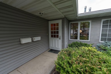 2842 19th Ave NW, Rochester, MN 55901 - photo 2