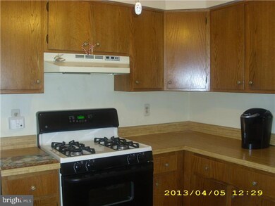 27 Wyndham Place, Trenton, NJ 08691 - photo 3