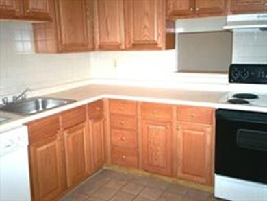 2344 Commonwealth Ave unit 3-1, Auburndale, MA 02466 - photo 4