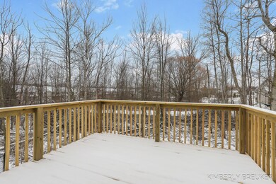 31-web-or-mls-6130 Balcom Ln Allendale-3