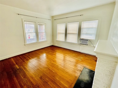 320 W Polk St unit 3, Houston, TX 77019 - photo 4