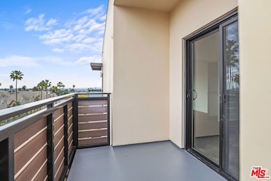 7260 Hawthorn Ave unit 207, Los Angeles, CA 90046 - photo 4