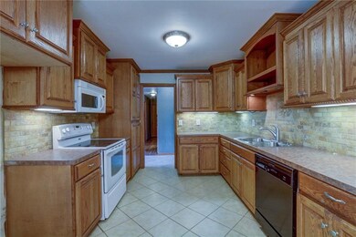 4209 NW 58th St, Oklahoma City, OK 73112 - photo 7