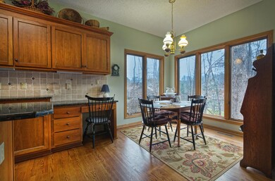 Eat In Kitchen