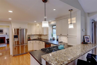 6 Rustwood Dr, Barrington, RI 02806 - photo 4