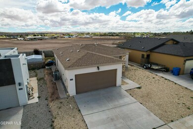 11543 Leonor Duran St, Socorro, TX 79927 - photo 3