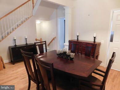 14632 Crossfield Way unit 213A, Woodbridge, VA 22191 - photo 2