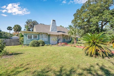 2004 Lily Ct, Sanford, FL 32771 - photo 2