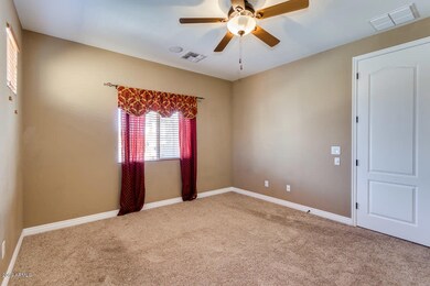 Listing_180101_Photo_4