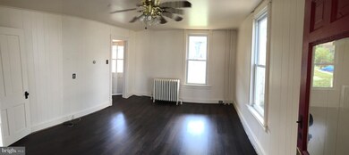 214 Park St, Waynesboro, PA 17268 - photo 5