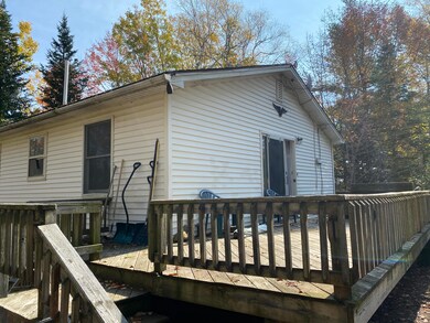27 Cross Road Cushing