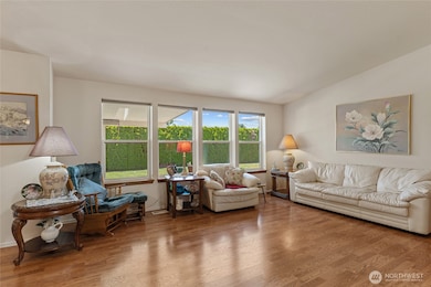 695 S Lyle Ave, East Wenatchee, WA 98802 - photo 7