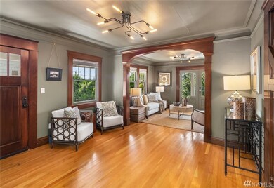 2534 13th Ave W, Seattle, WA 98119 - photo 7