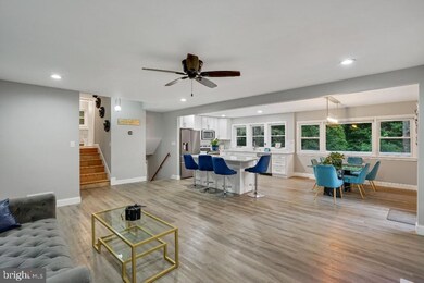 3807 Mode St, Fairfax, VA 22031 - photo 3