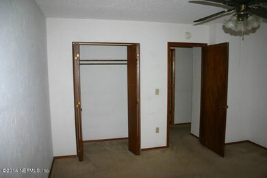 2639 Kenwood Dr E, Jacksonville, FL 32210 - photo 4