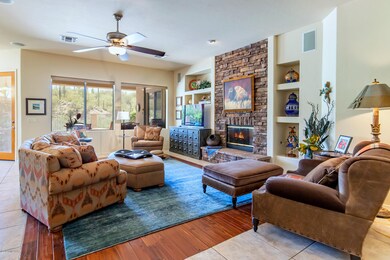 Great Room w/Fireplace