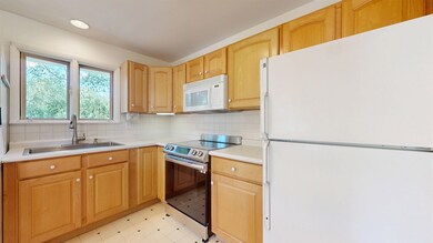 44 Turquoise Rd, Shelburne, VT 05482 - photo 5