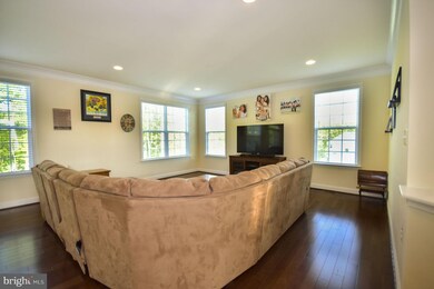 233 Lackawanna Ln, Falling Waters, WV 25419 - photo 7