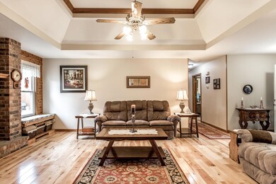 RE_302 N Maplecrest-6