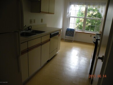 1201 Village Dr, Stroudsburg, PA 18360 - photo 2