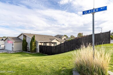 7604GlacierWay_02