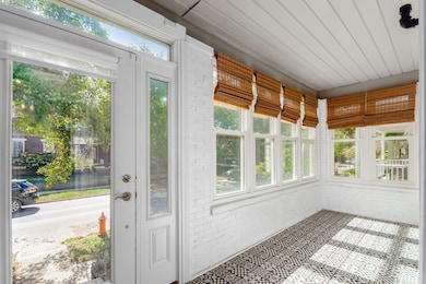 320 E Mithoff St, Columbus, OH 43206 - photo 3