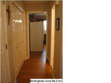 FOYER HALL WAY