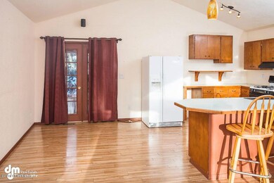 Kitchen_DMD_8757-SMALL
