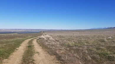 102 Stw Vic Ave E12, Metler Valley, CA 93536 - photo 2