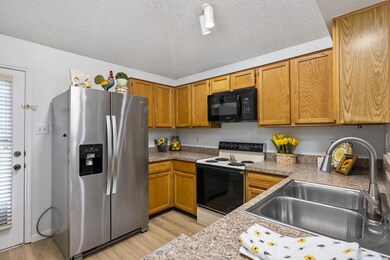 2605 Aquaduct Ct, Bedford, TX 76022 - photo 5