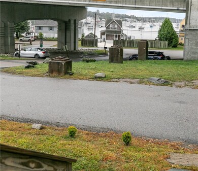 190 Railroad Ave, Portsmouth, RI 02871 - photo 5