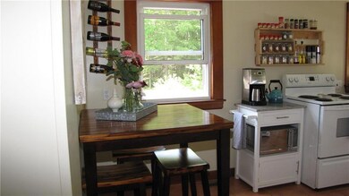 Eat in Kitchen