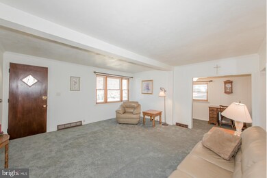 8561 Davis Rd, Columbia, MD 21045 - photo 4