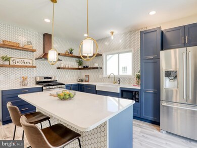 690 Hogan Dr, Martinsburg, WV 25405 - photo 7