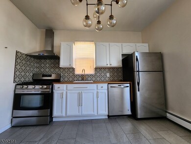 40 Sheffield St unit two, Jersey City, NJ 07305 - photo 5
