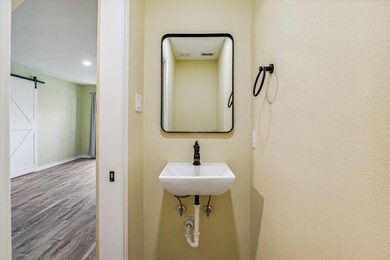 13803 Kingsride Ln, Houston, TX 77079 - photo 7