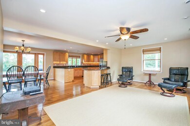 751 Laurel Wood Ln, Berryville, VA 22611 - photo 4