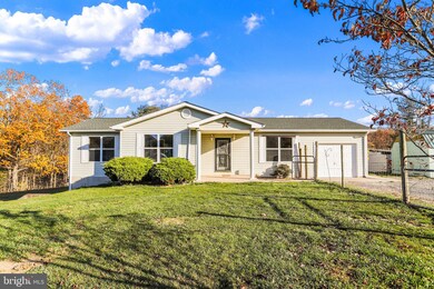 161 Cedar Ridge Dr, Berkeley Springs, WV 25411 - photo 2