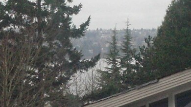 8237 Merrimount Dr, Mercer Island, WA 98040 - photo 3