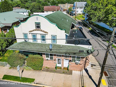 281 E Main St, Plymouth, PA 18651 - photo 2