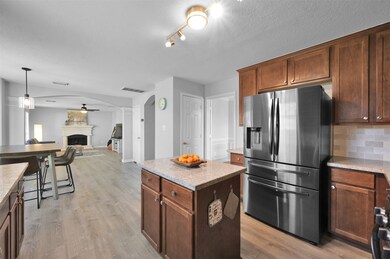 514 Elm Ridge Dr, Spring, TX 77386 - photo 7