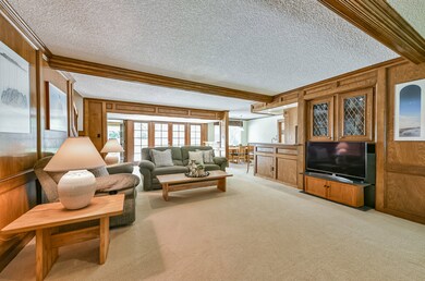 300 Oak Dr, Friendswood, TX 77546 - photo 7