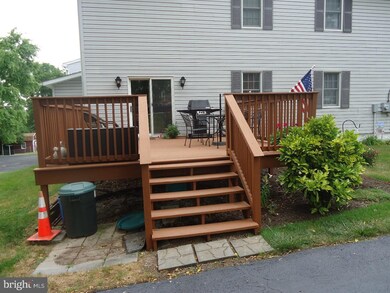 539 Heckel Ave, Spring City, PA 19475 - photo 5