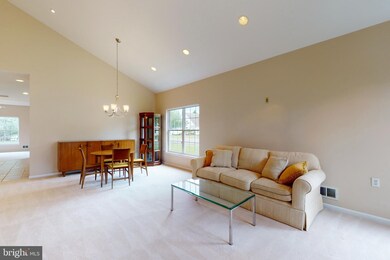 18 Pinflower Ln, Princeton Junction, NJ 08550 - photo 5