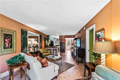 622 Broad Ave S unit J622, Naples, FL 34102 - photo 2