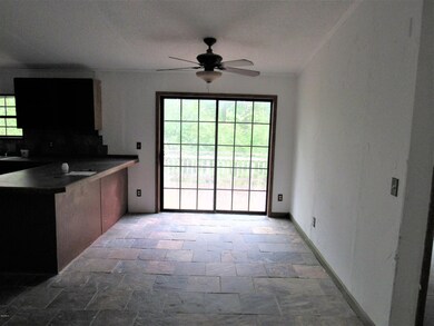 DINING ROOM VIEW 1
