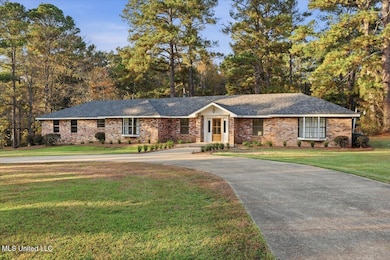 14 Sylwood Place, Jackson, MS 39209 - photo 2
