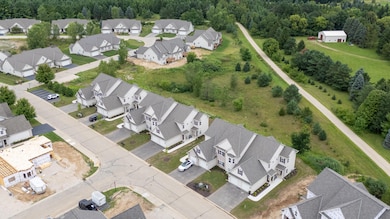 1870 Woodland Way unit 433-1, Slinger, WI 53086 - photo 5