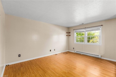 5302 Crown Point Dr, Tobaccoville, NC 27050 - photo 6