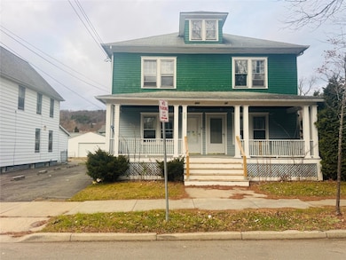 20 Elm St unit 1-02, Binghamton, NY 13905 - photo 2